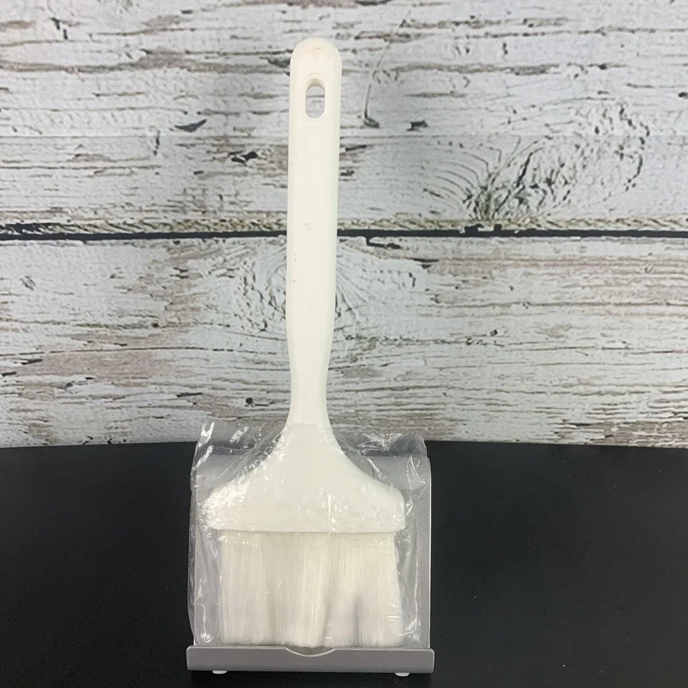 Carlisle - 4040202 - 3 in Basting Brush Basting Silicone Bristles Heat Resistant